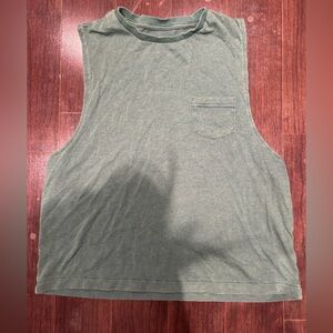 (2 for 10$) Reebok women’s muscle tank